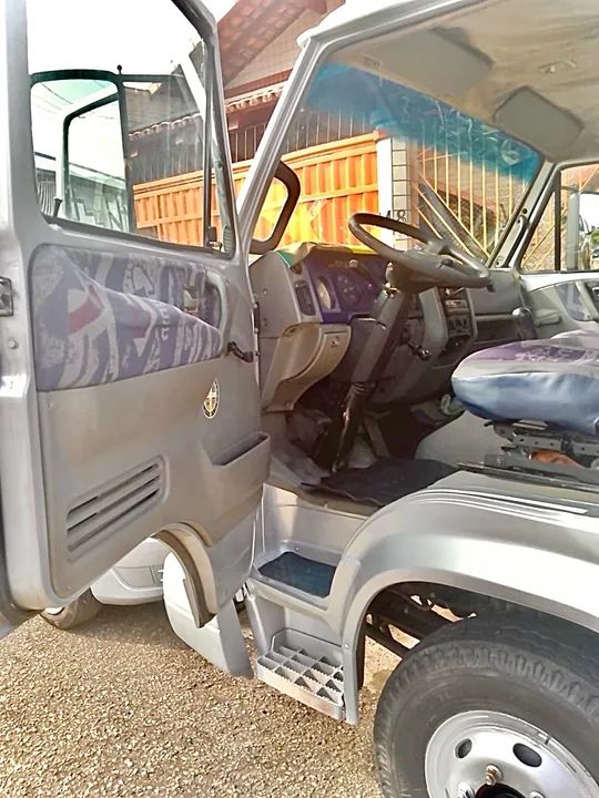 Vendo Caminhão Guincho VW 2001 com plataforma hidráulica 5,5m  - Foto 2