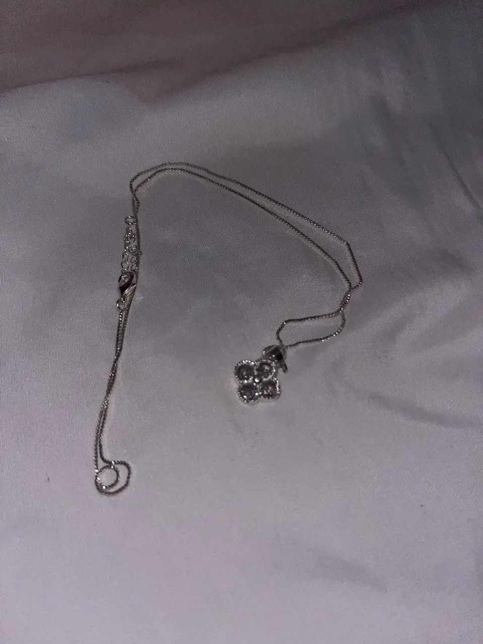 Virginia Necklace64314490614658120