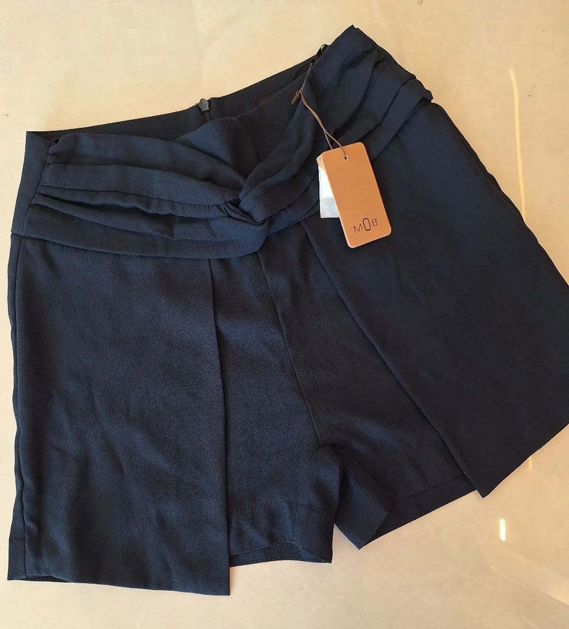 Shorts Mob crepe Azul Marinho