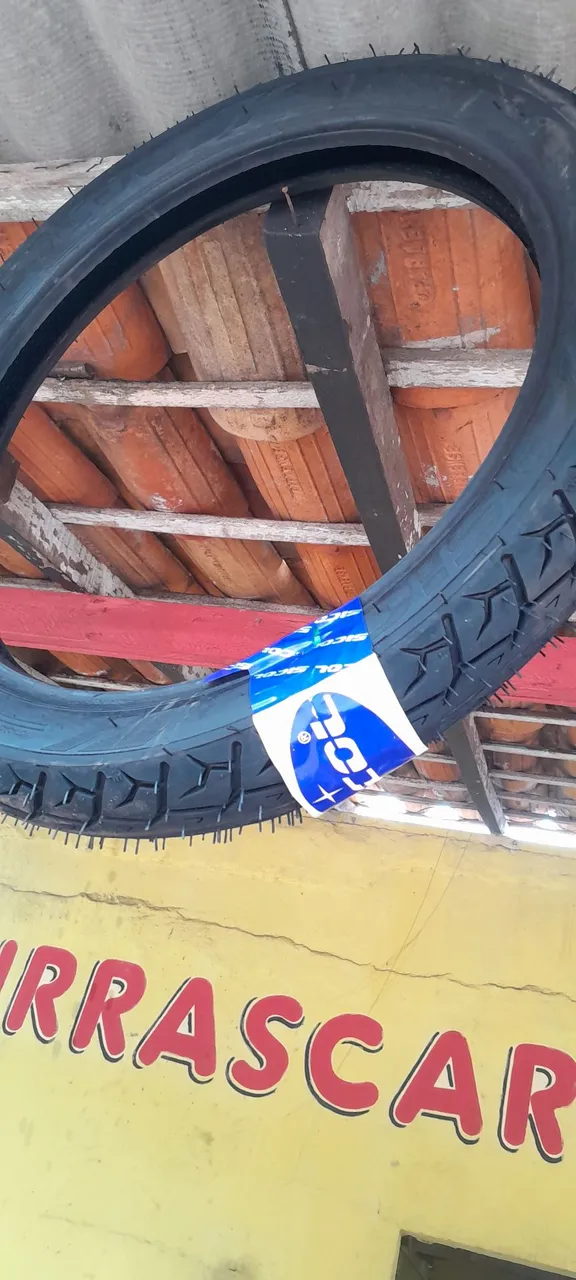 Pneu para Moto novo e meia vida