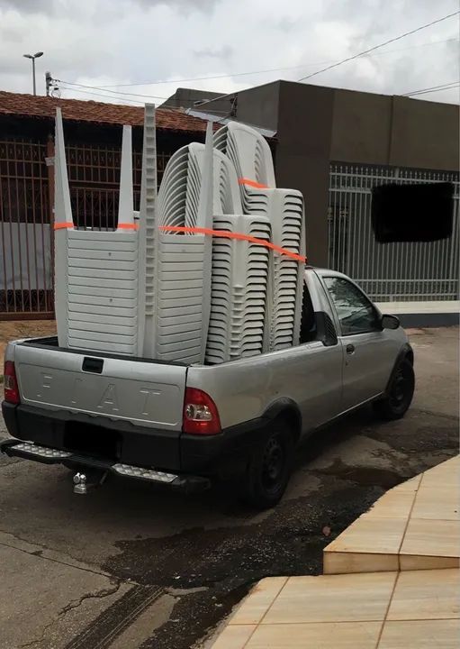 Aluguel de mesas e cadeiras
