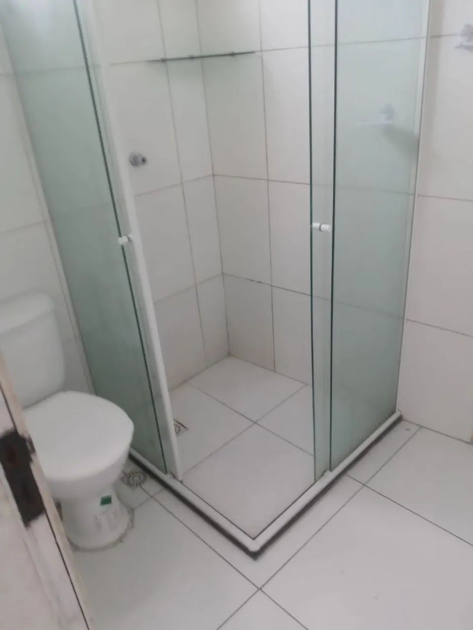 Casa 2/4 em Itacaranha, frente de rua. - Foto 4
