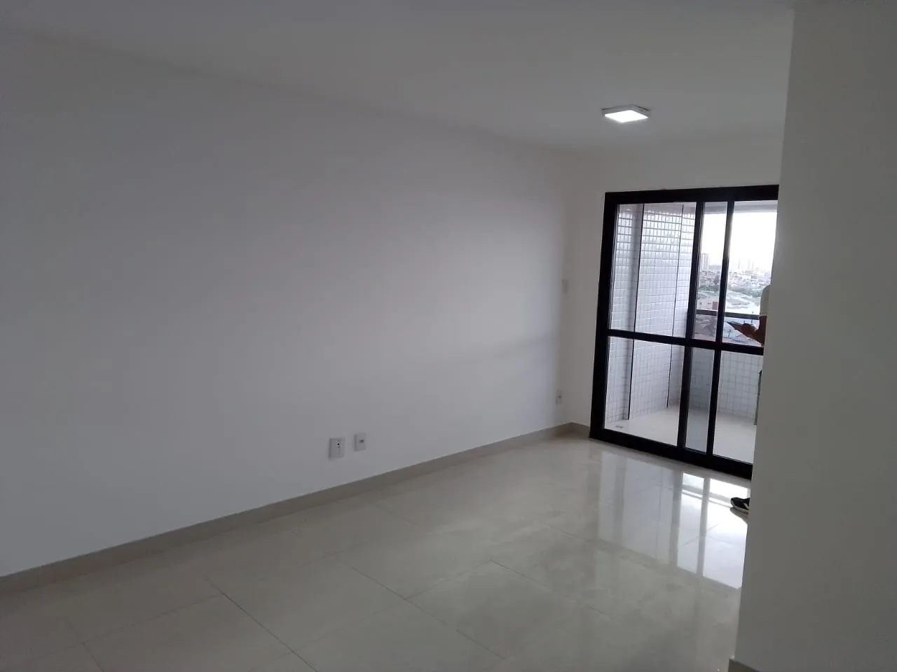 APTO EDGAR DE MENEZES NA FAROLANDIA - 2444