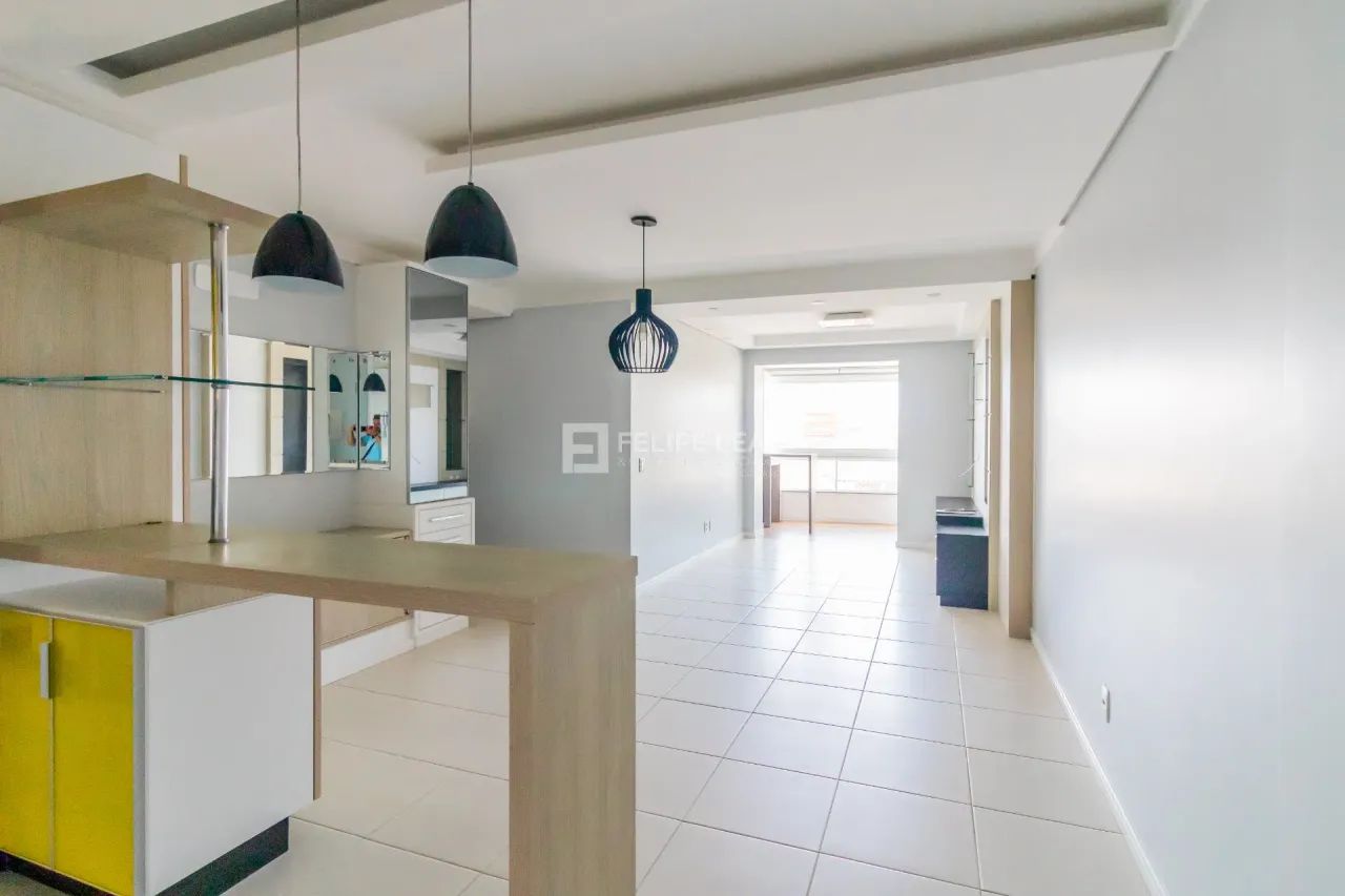 Apartamento em Campinas - São José, SC