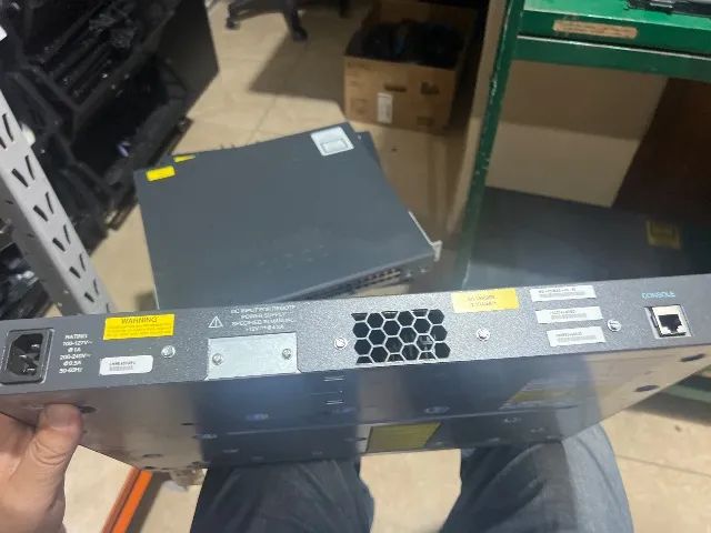 Switch cisco 48p ws-c2950g-48-ei
