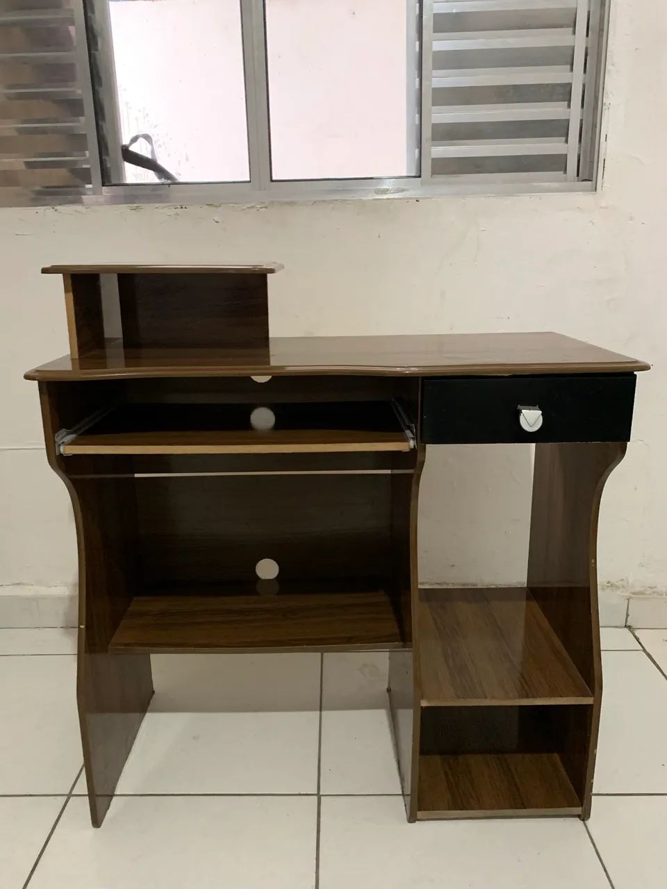 Mesa Para Escritório de Madeira 