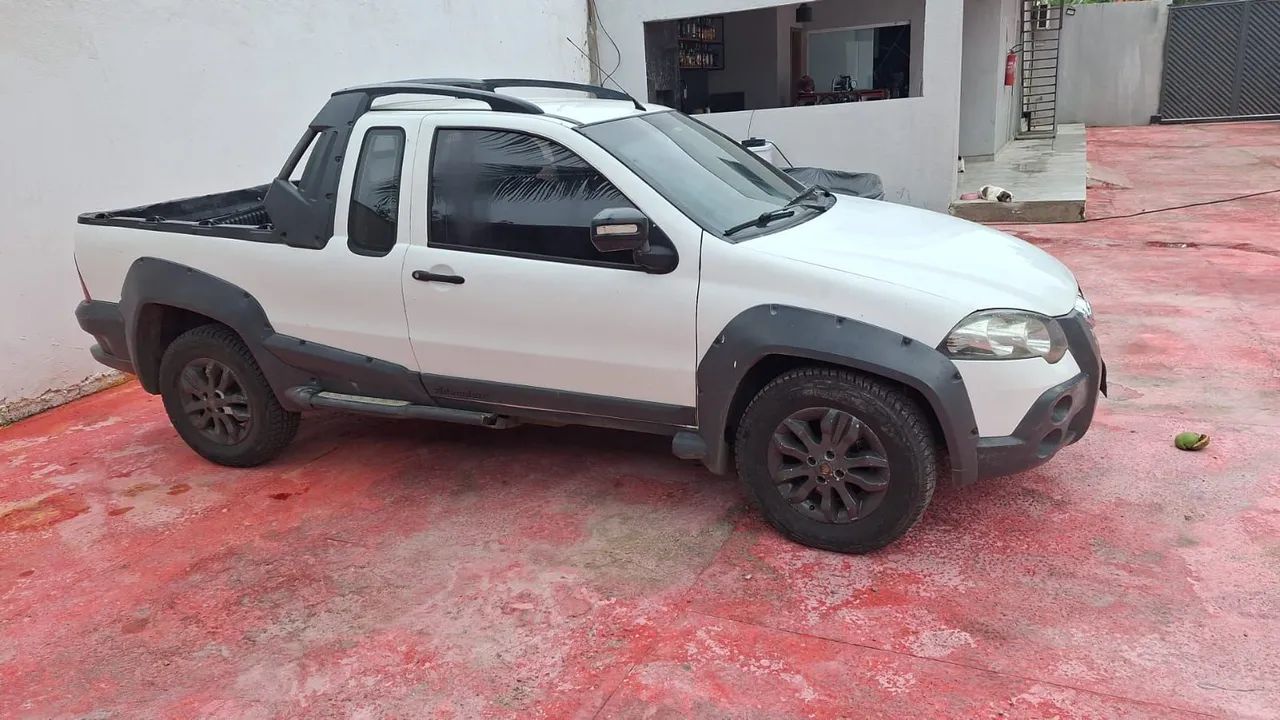Fiat Strada 2013