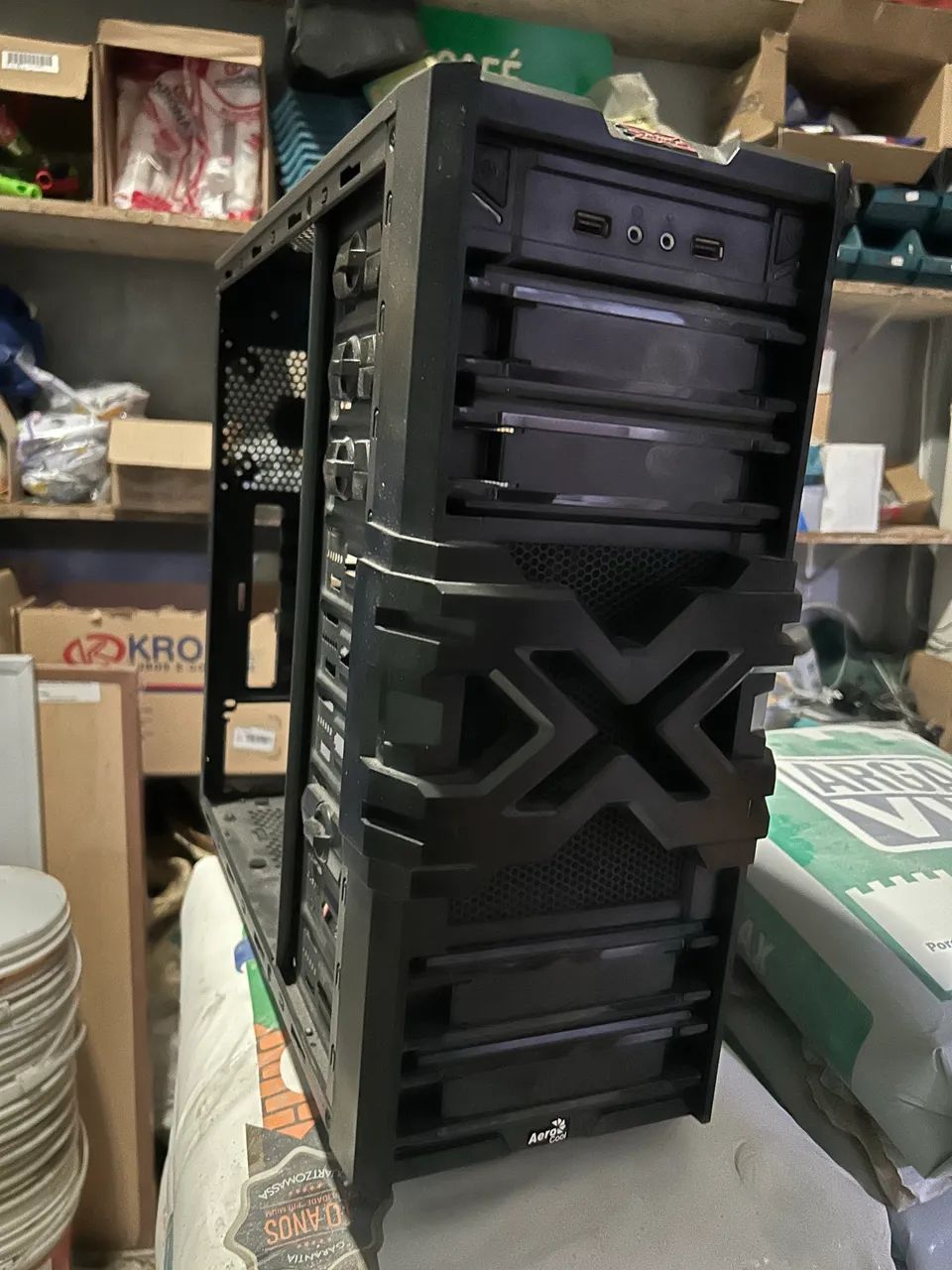 Gabinete computador 