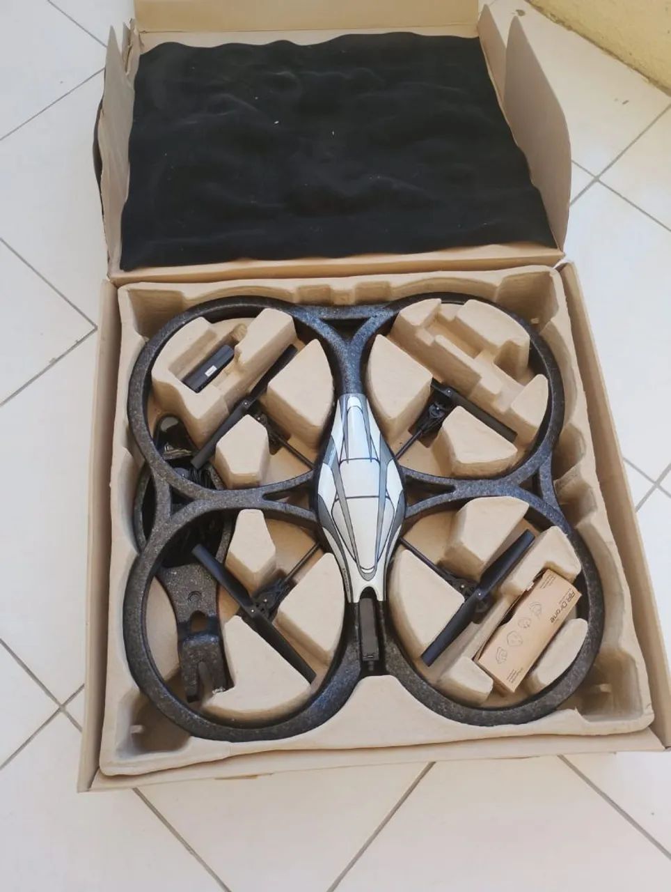 Drone PARROT AR. - Foto 5