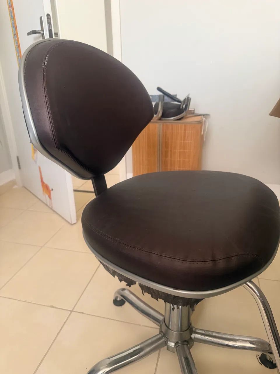 Cadeira de cabeleireiro  - Foto 2