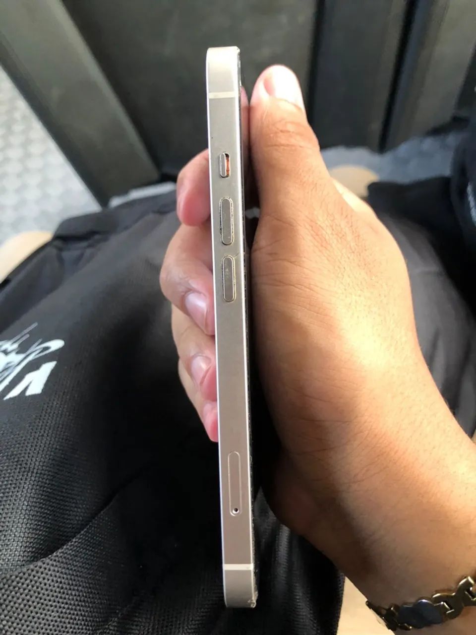Vendo ou troco IPhone 13 (ofereço volta) - Foto 4