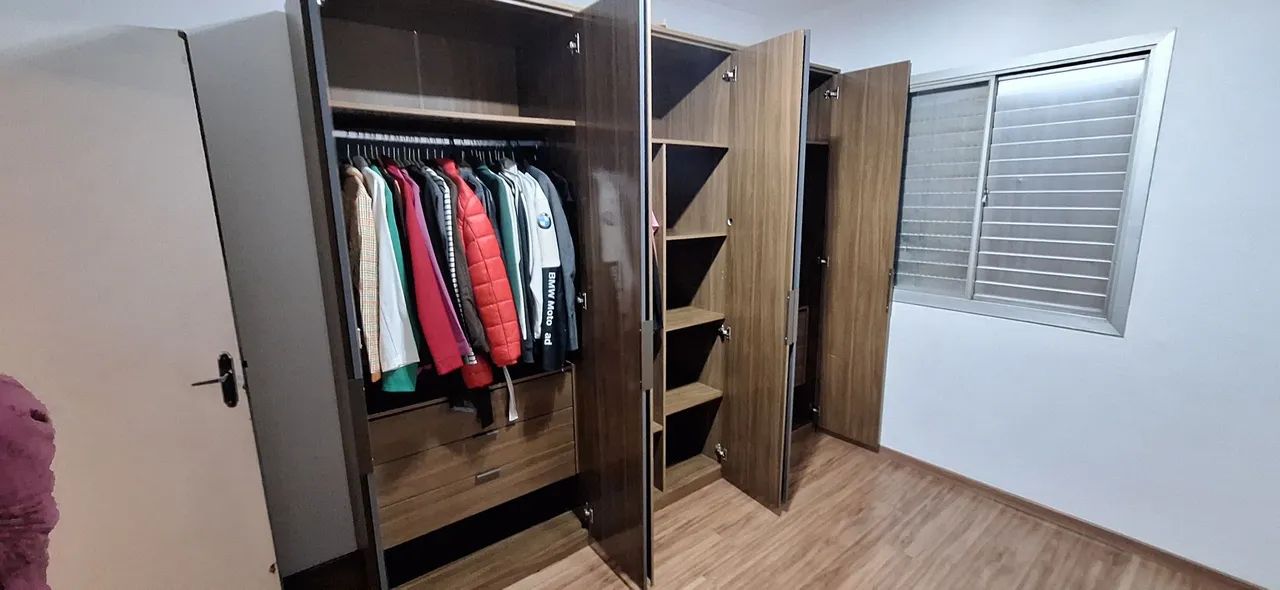 Guarda Roupas Semi Novo - Foto 4