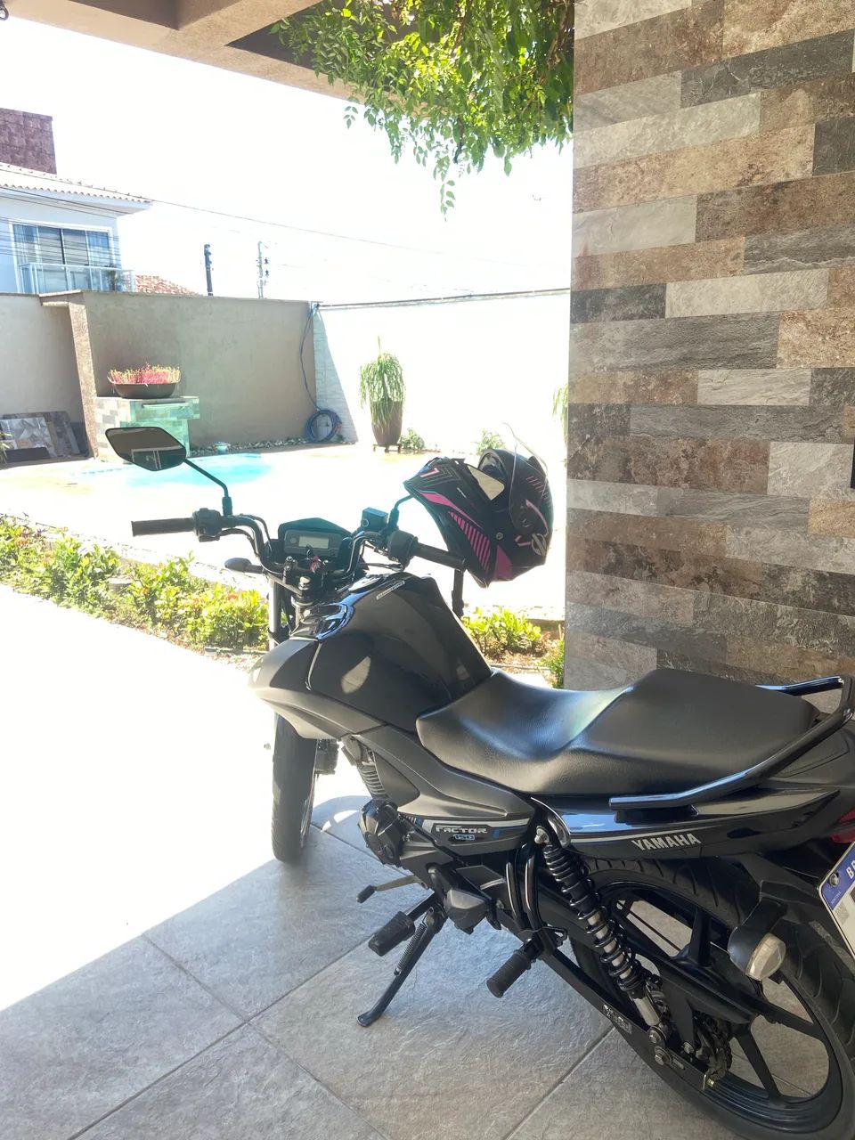 Factor 150 semi nova