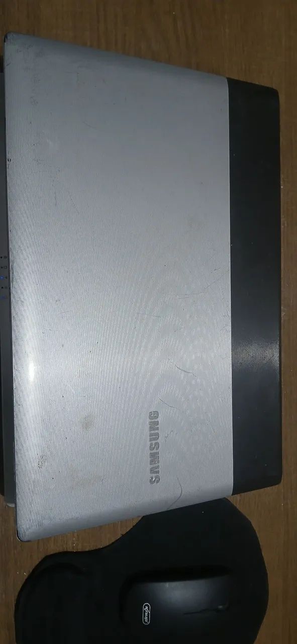 Notebook Samsung Core i3 / 8GB RAM / Windows 8.1 Pro - Excelente para Trabalho e Estudos - Foto 3