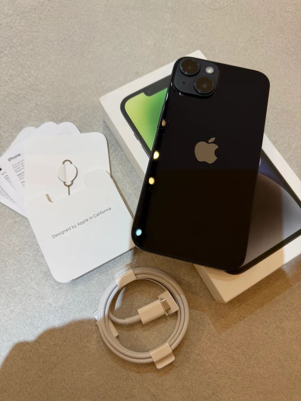 Vendo iPhone 14 256gb impecável!! 