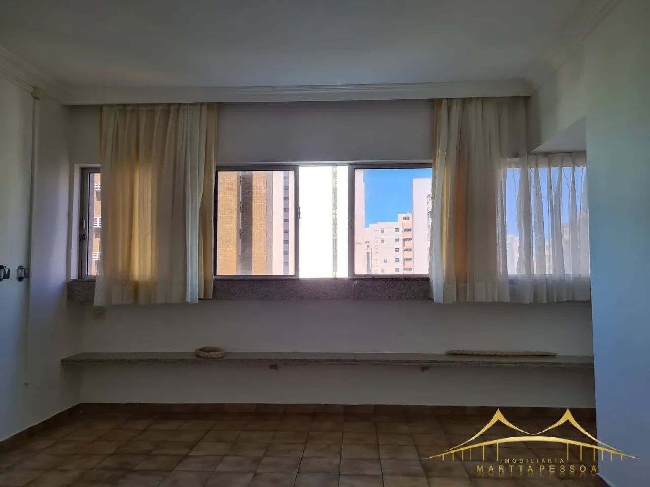 Apartamento em Petrópolis com 3/4, 177m², 2 Vagas Cobertas - Foto 3