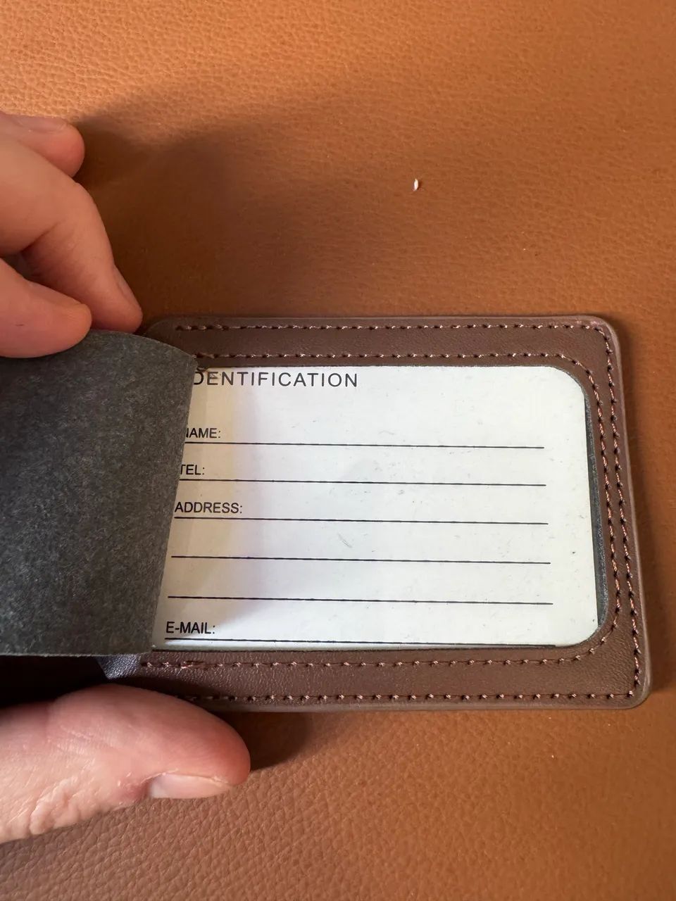 Tag em couro legítimo para mala, mochila, bolsa e etc  - Foto 3