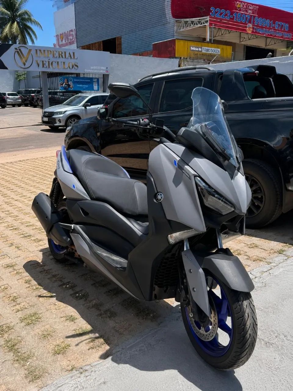 ? Yamaha XMAX 250 ABS 