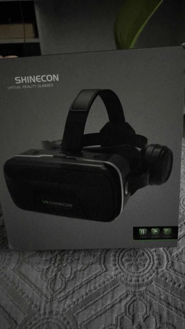 Óculos VR com dois controles