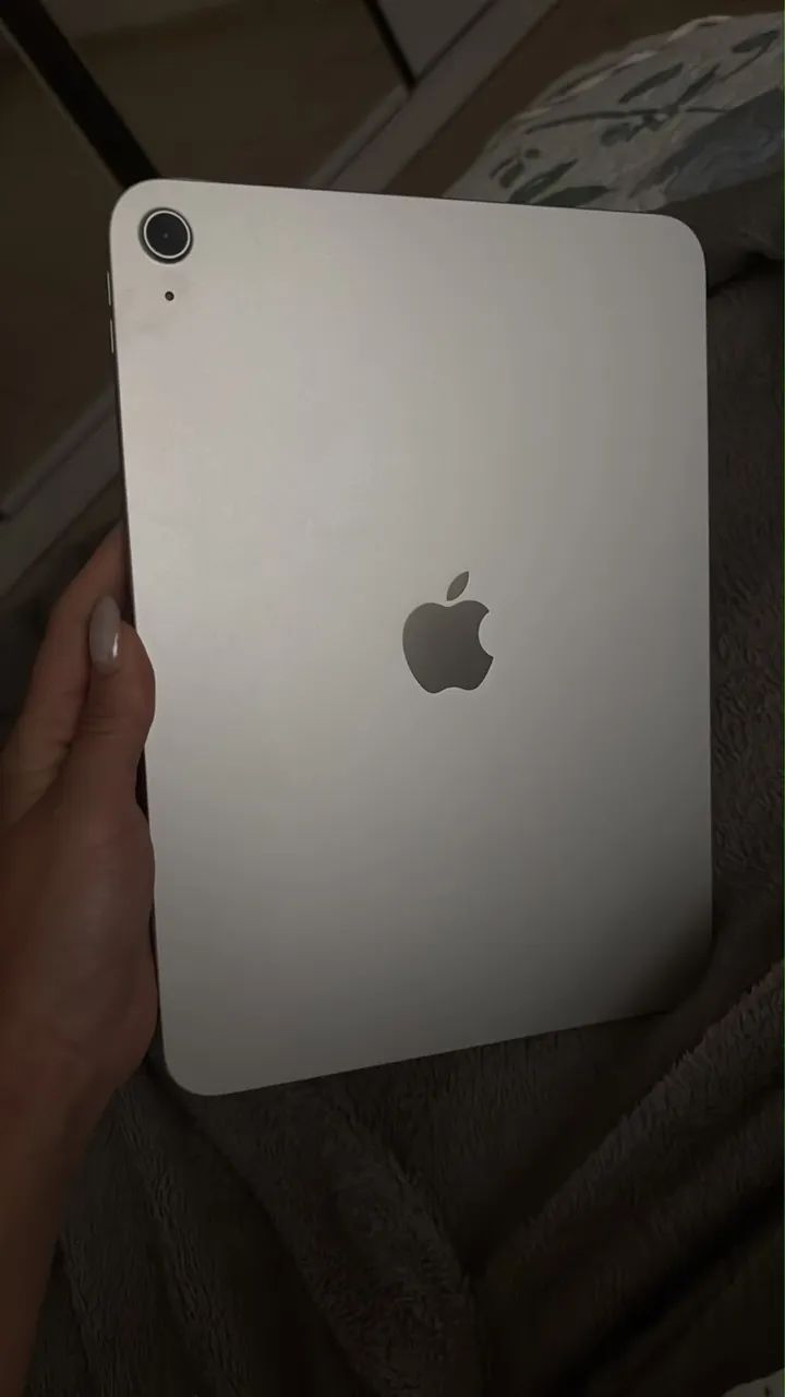 iPad 11 A16 
