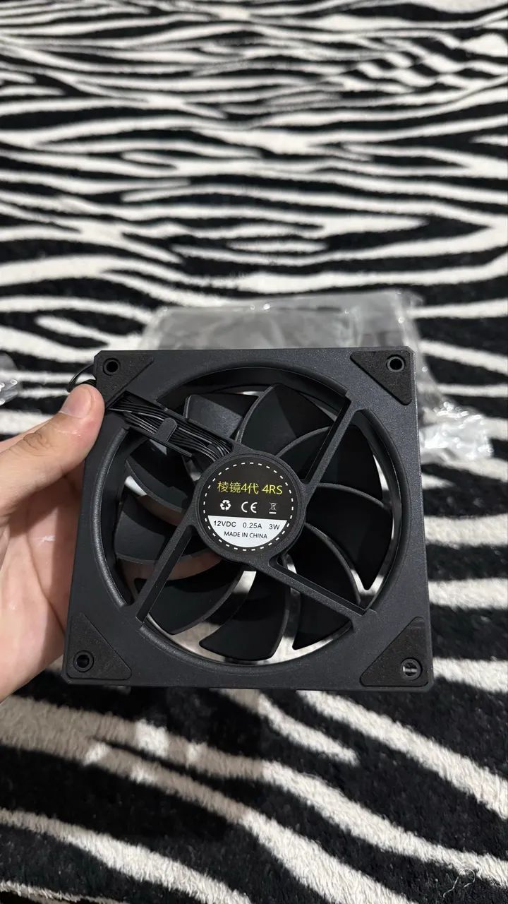 Kit com 3 ventoinhas RGB