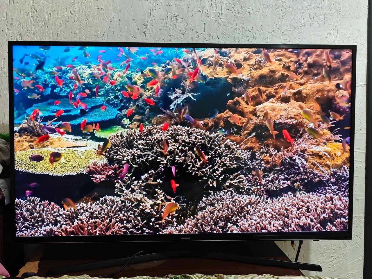 Smart tv Samsung 50" uhd 4k hdr Premium, Dolby digital plus e mais .. - Foto 4