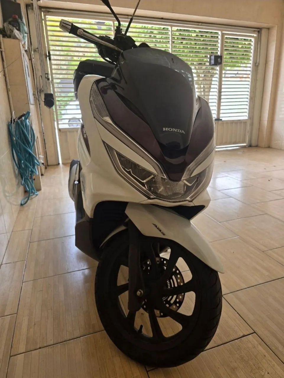 Honda PCX DLX 2020  - Foto 3