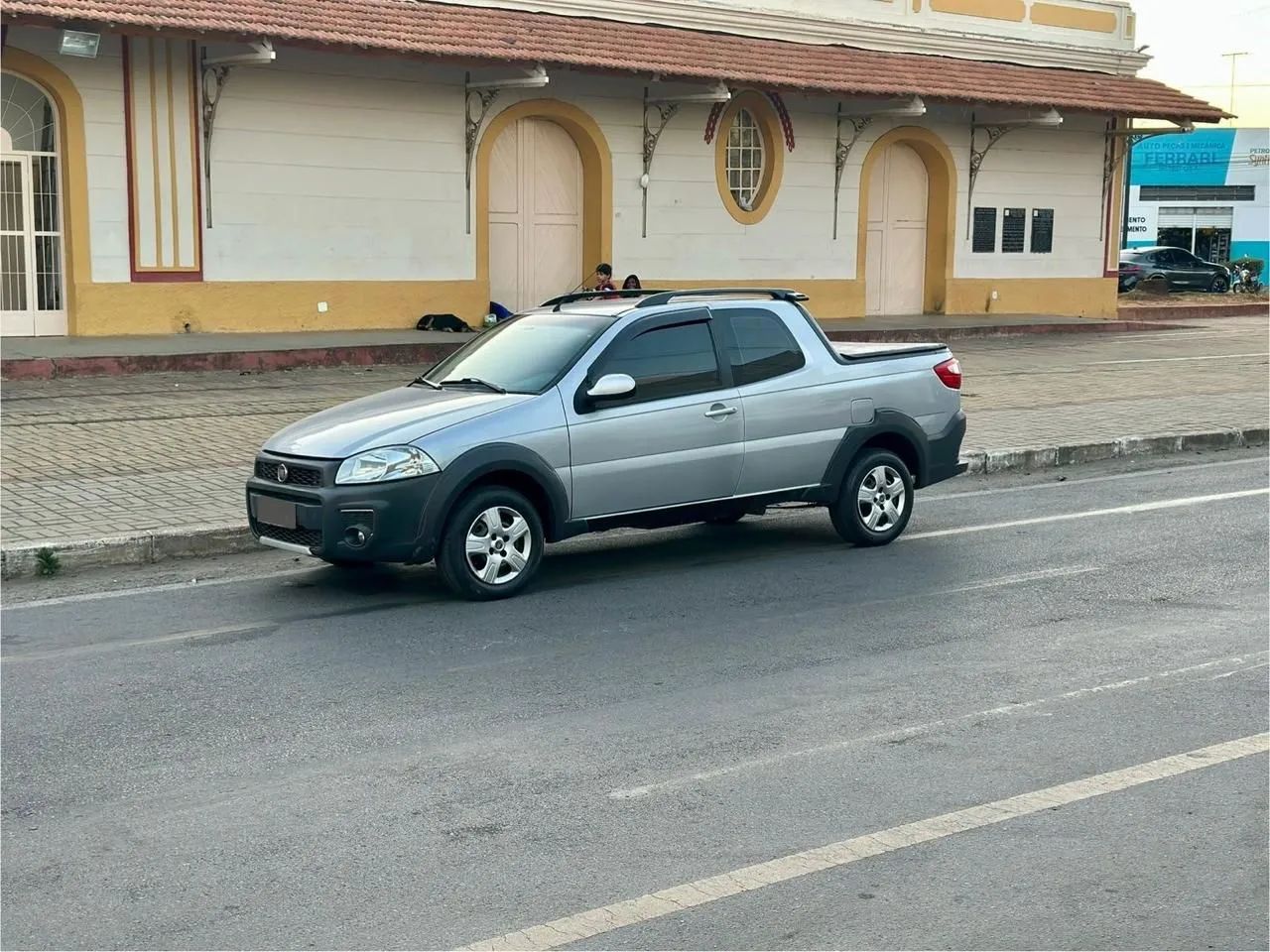 Fiat Strada Working Hard 1.4 Fire Flex 8V CD 2017 - Foto 2