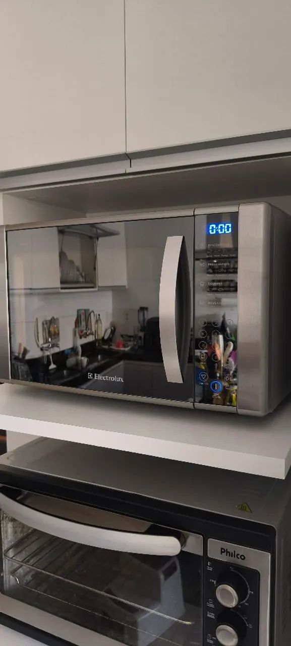 Microondas Eletrolux 31L MEC41 - cinza - Foto 2