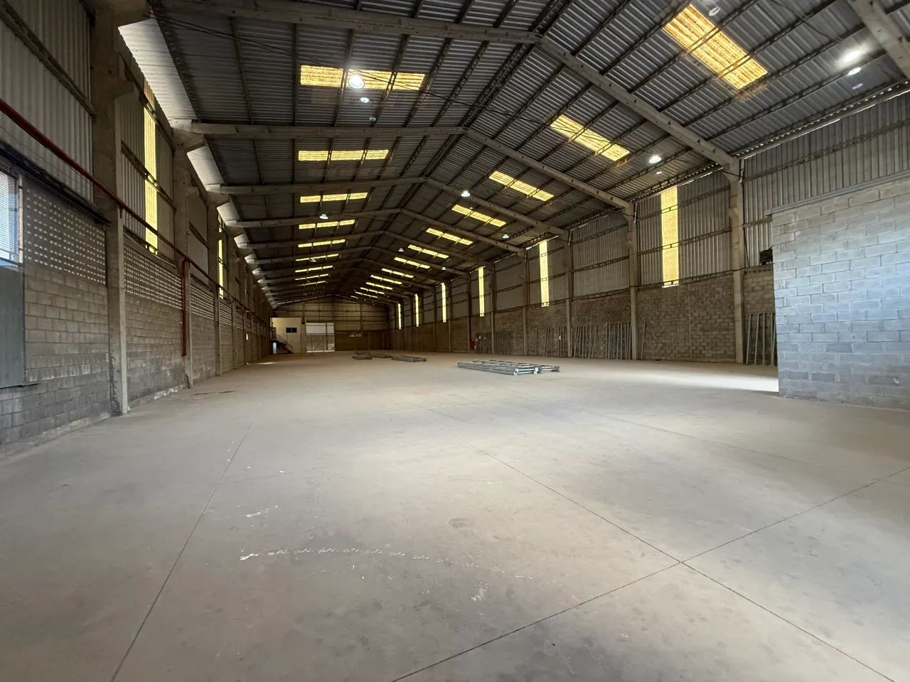 Imóvel para aluguel com 2400 metros quadrados em Civit II - Serra - ES - Foto 5