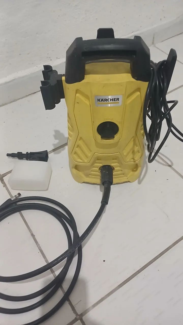 Lavadora de alta pressão karcher - Foto 2