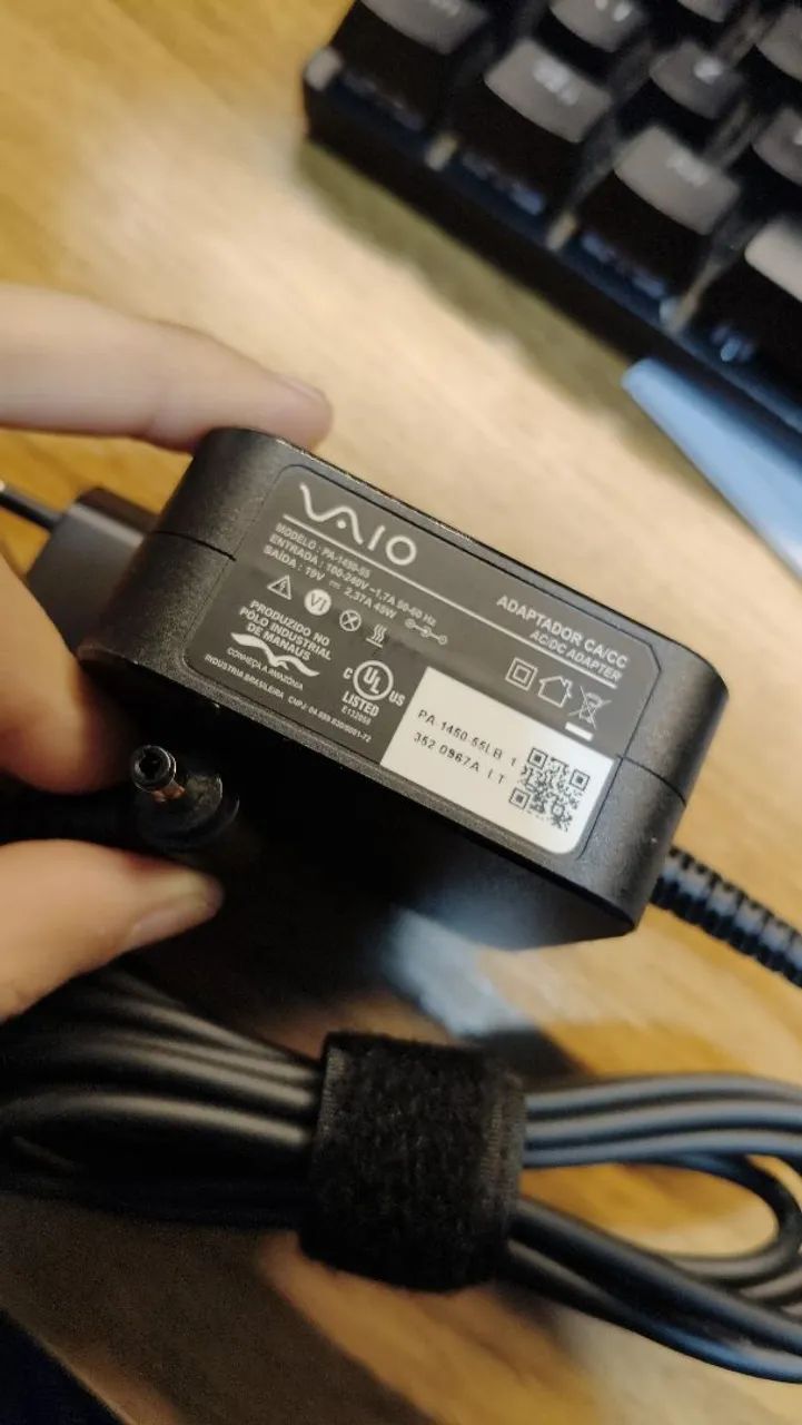 Fonte Original VAIO 19v 2.1A 