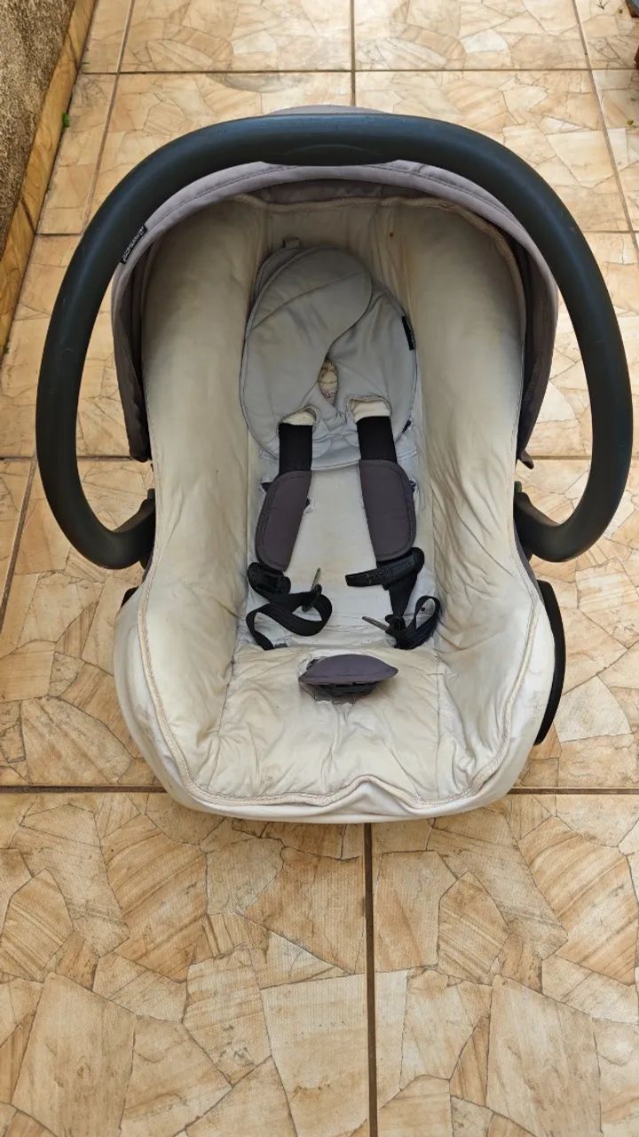 Carrinho bebê Quinny Buzz + Moisés + Bebê Conforto - Foto 4