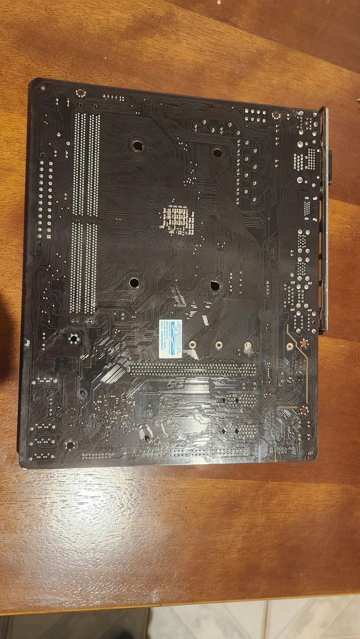 Placa Mãe Gigabyte A320m-s2h AM4 (Mais Barata da OLX) - Foto 4