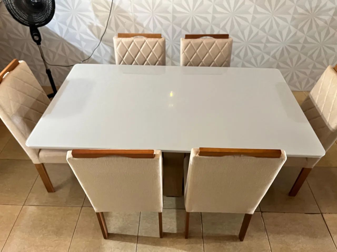 Mesa nova de madeira 