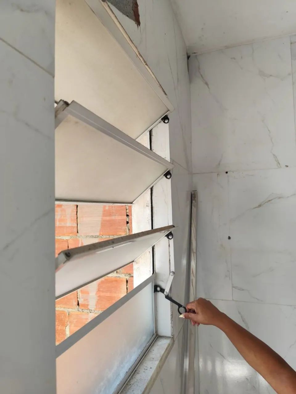 Basculante alumínio branco  - Foto 4