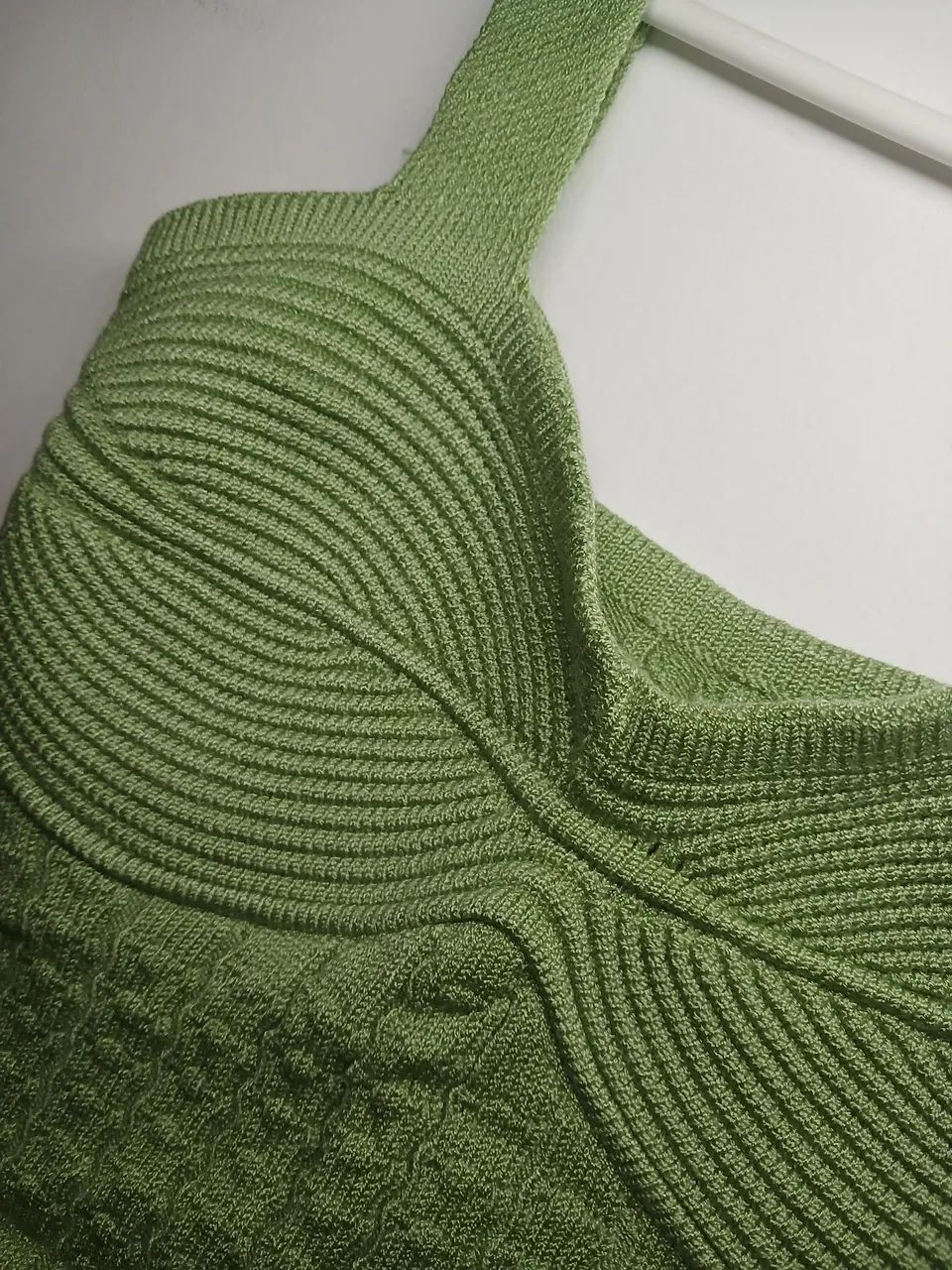 Top Tricô Macio Verde pastel - Foto 4