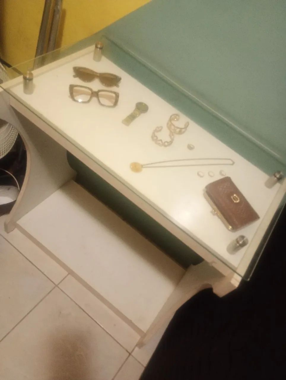 Mesa expositora, lojas e Bazar  - Foto 2