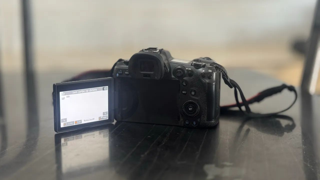 Câmera Canon Eos R5 Mirrorless 8k (corpo)  - Foto 5