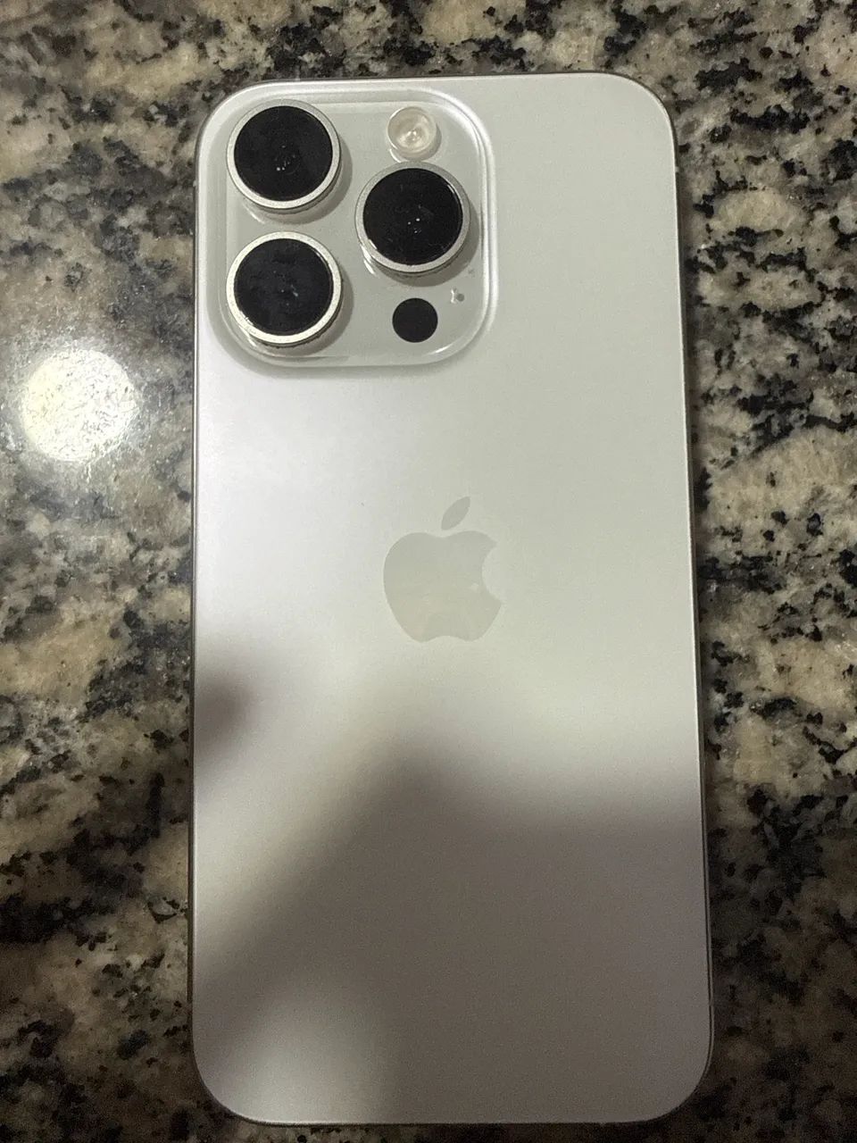 Carcaça iphone 15 pro 