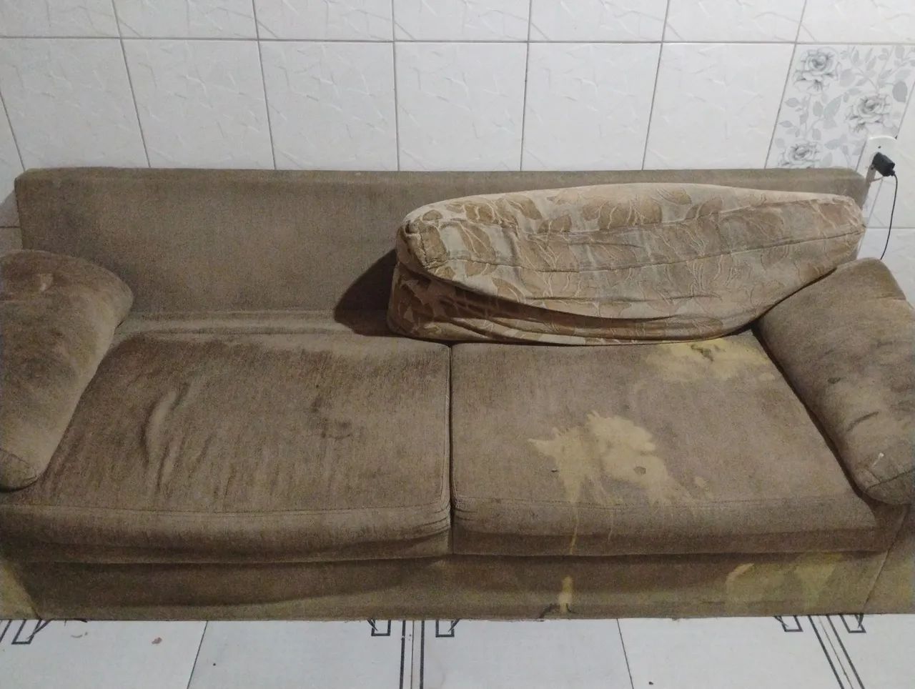 Sofa for renovation65569111789314120