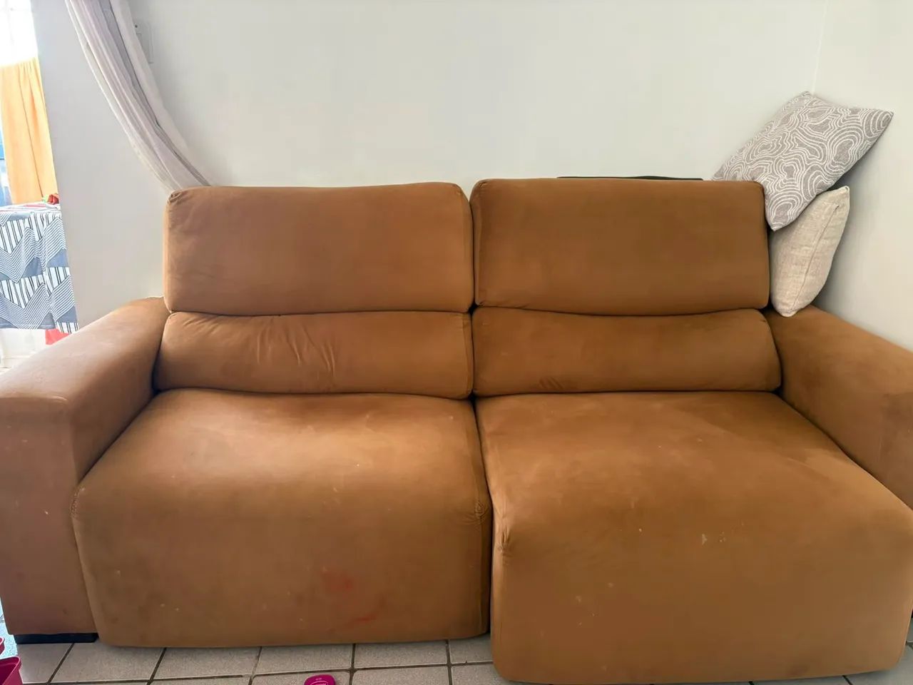 Vendo esse sofá cama maravilhoso com apenas 3 anos de uso.  - Foto 2