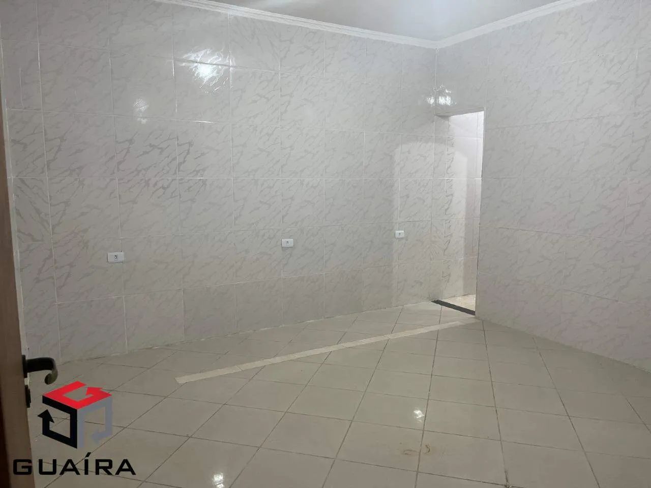 Prédio Multifamiliar a venda com 6 casas indepentes - 8 quartos / 4 vagas / B. dos Casas - Foto 4
