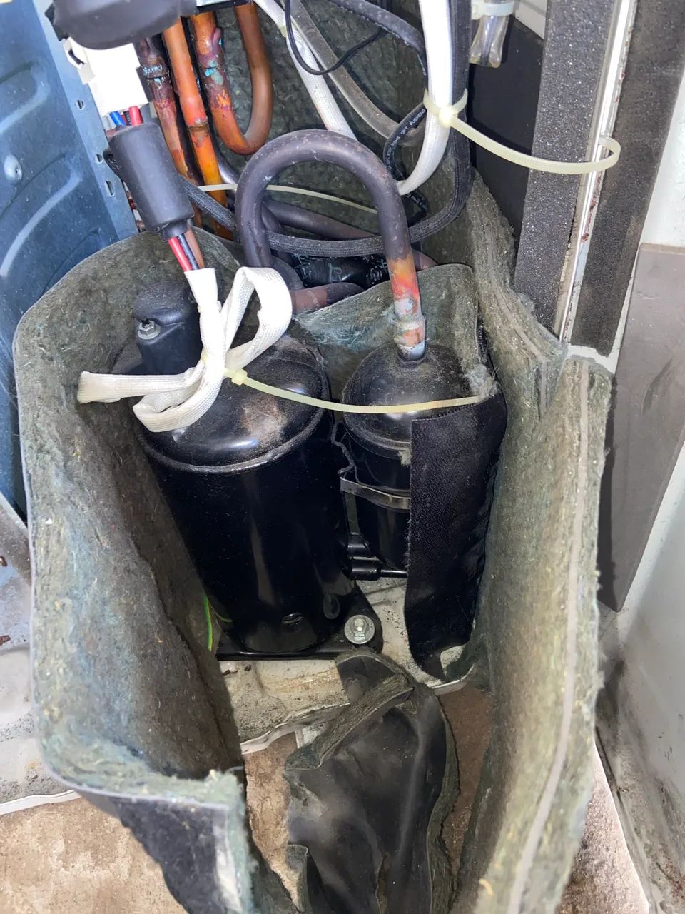 Compressor Midea inverter  24.000btus
