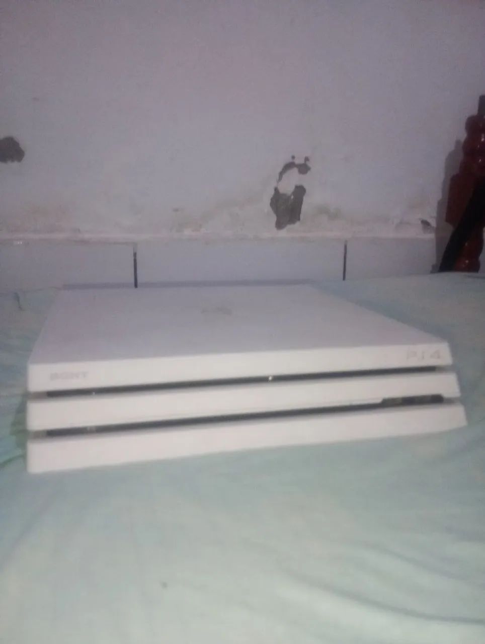 (PS4 PRO EDIÇÃO LIMITADA WHITE) SO RETIRADA - Foto 2