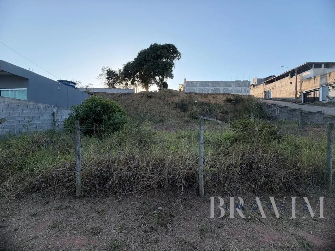 Lote com 318 m² em Residencial Centro da Serra - Serra - ES - Foto 5