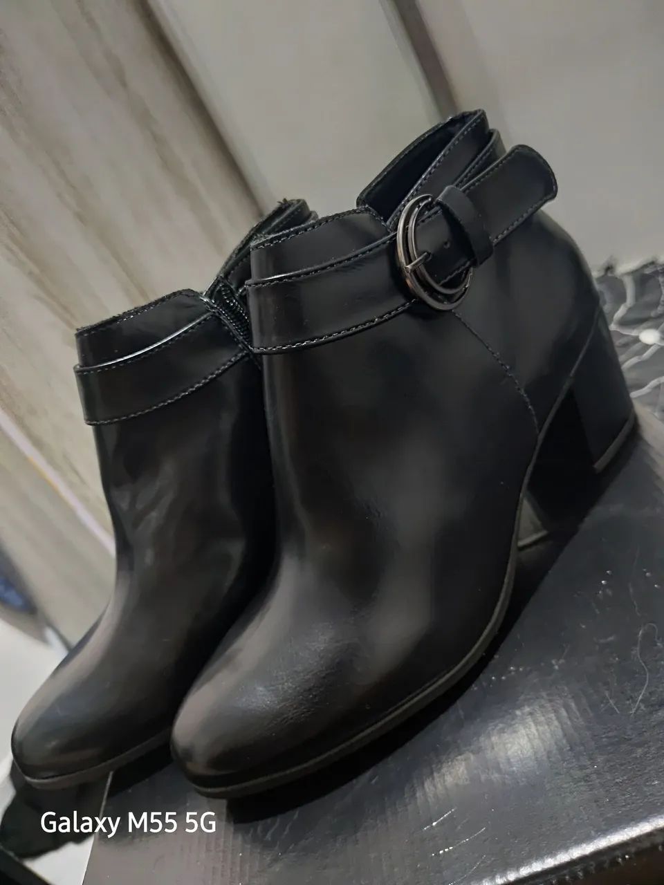 Bota Feminina Cano Curto Preta - Foto 5