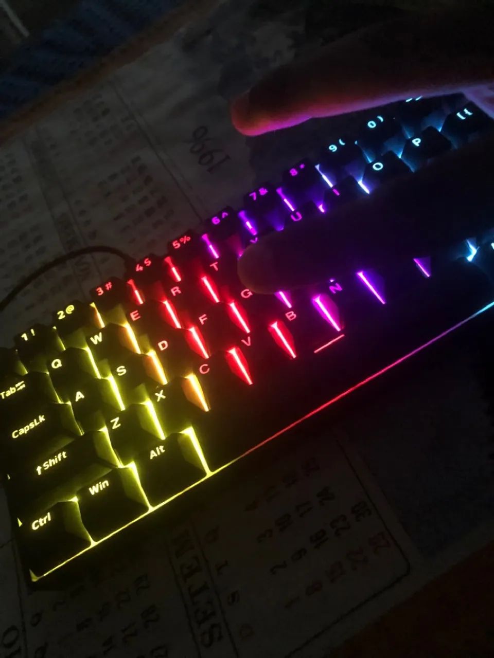 Teclado mecânico 65% - Foto 3