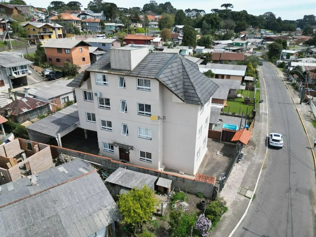 APARTAMENTO DE 2 DORMITORIOS EM CANELA
