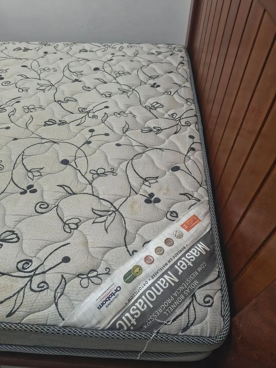 Cama de casal madeira angelin maciça com colchão  - Foto 5